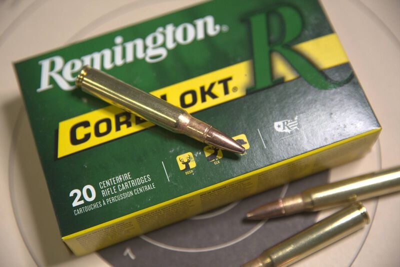 Core-Lokt, 300 Win Mag, 180 Grain, Pointed Soft Point Core Lokt, 2960 fps
